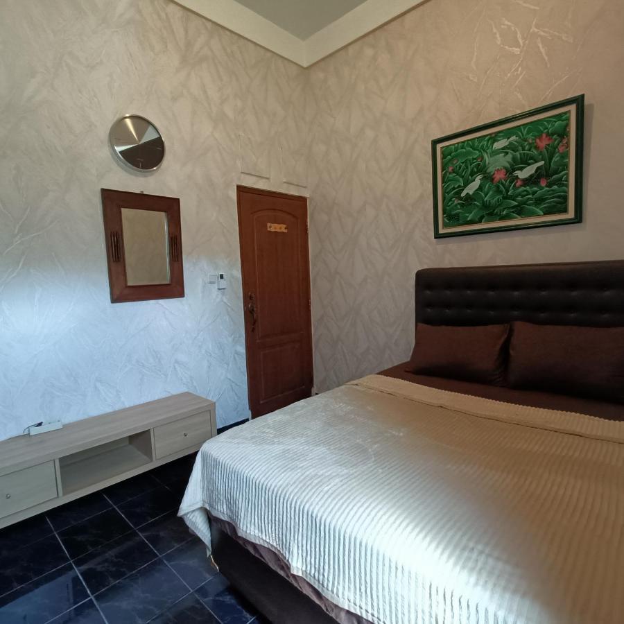 Unique Homestay 443 Джокьякарта Экстерьер фото